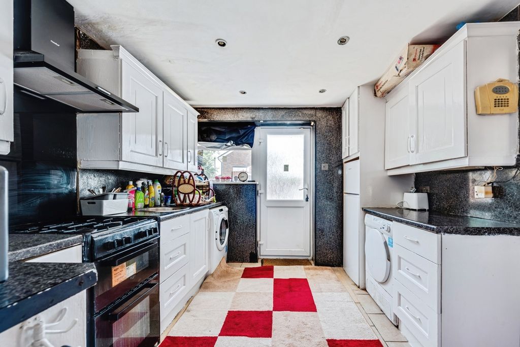 Property photo 3 of 14 Pbox-Img.Jpg