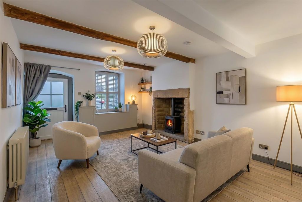 Property photo 2 of 20 Sitting Room.Jpg