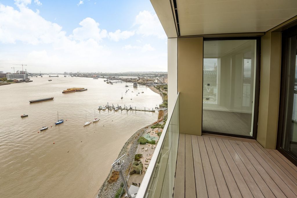 Property photo 1 of 13 Balcony.Jpg