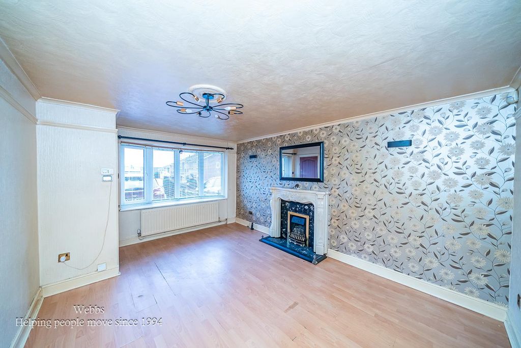 Property photo 2 of 20 Webbs-3.Jpg