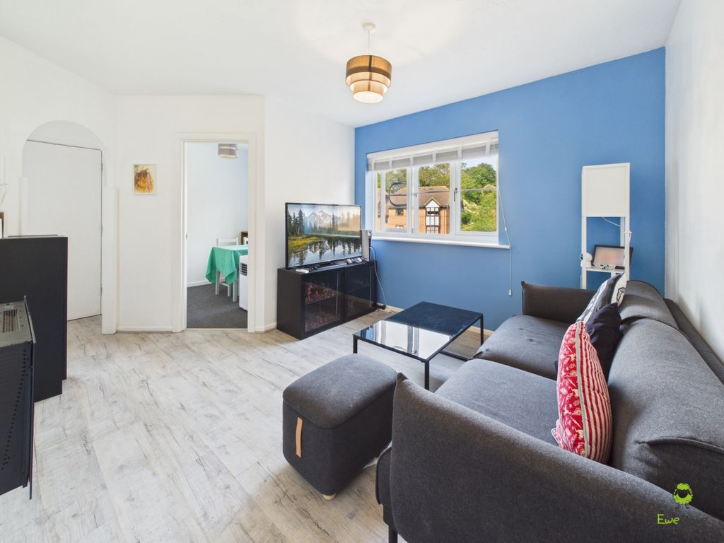 Property photo 2 of 9 Presented By Clinton At Ewemove Bexleyheath And Da