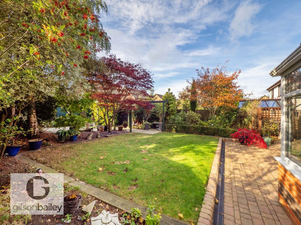 Property photo 2 of 33