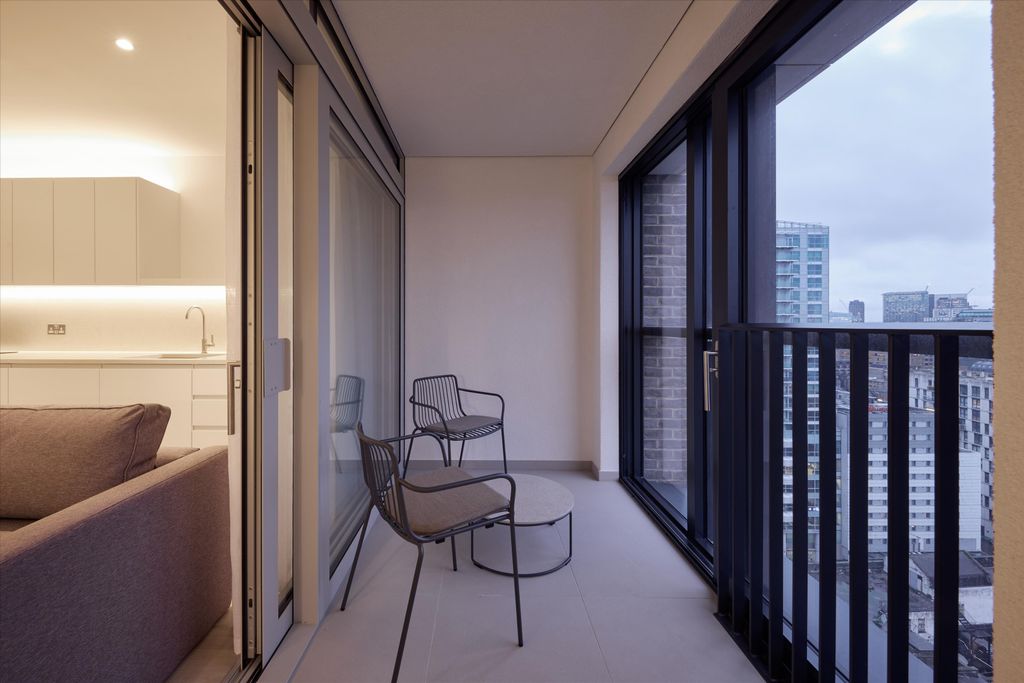 Property photo 1 of 15 Image