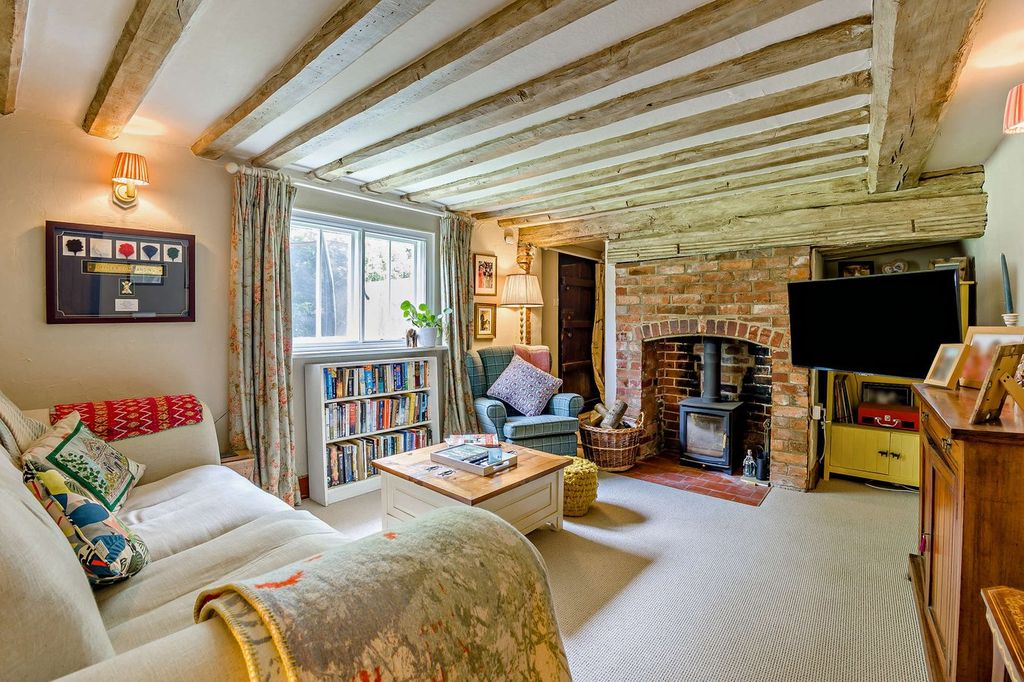 Property photo 2 of 31