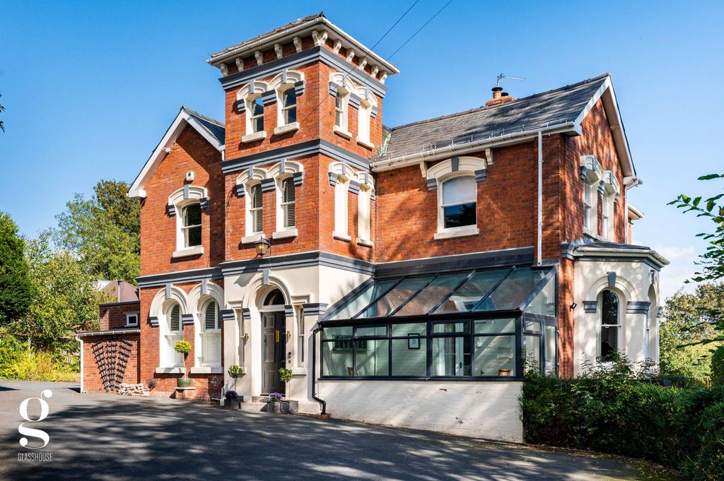 Property photo 1 of 74