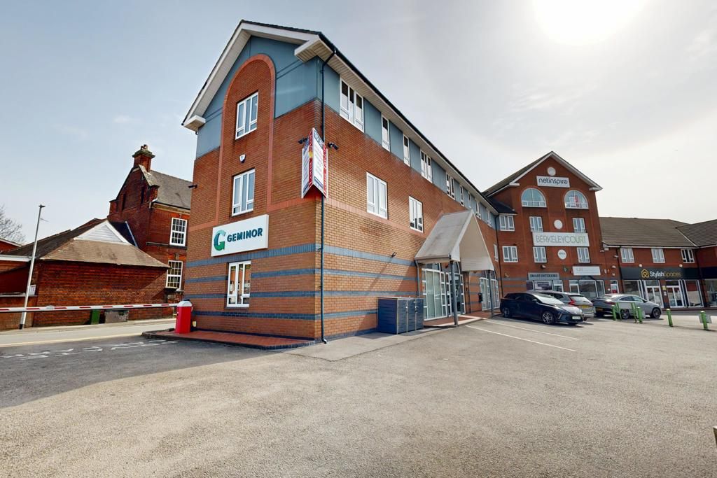 Property photo 1 of 9 Photo 16