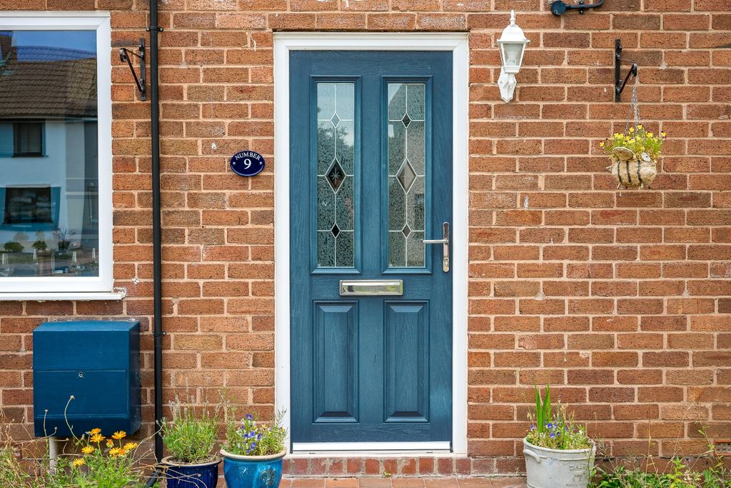 Property photo 2 of 27 4848725