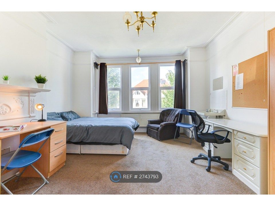 Property photo 2 of 13 Bedroom 4