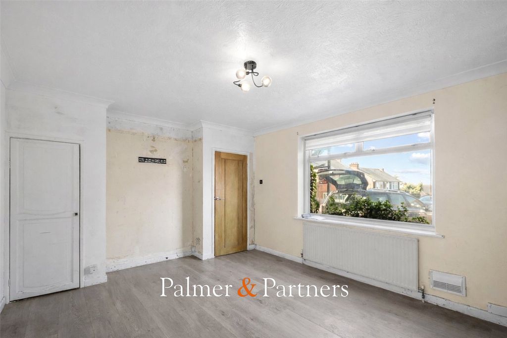 Property photo 3 of 17 Picture No. 22