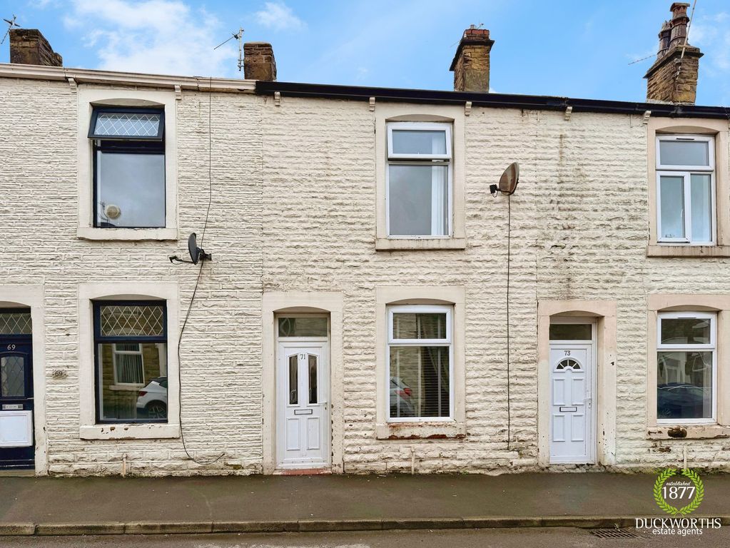 Property photo 2 of 7