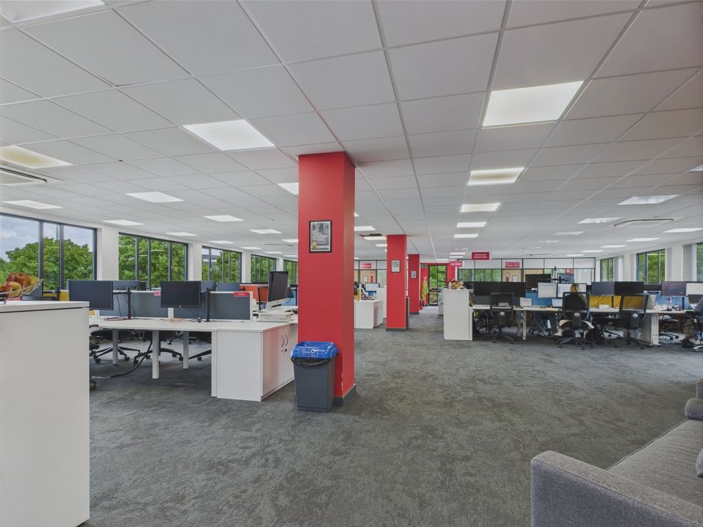 Property photo 3 of 7 Photo 7