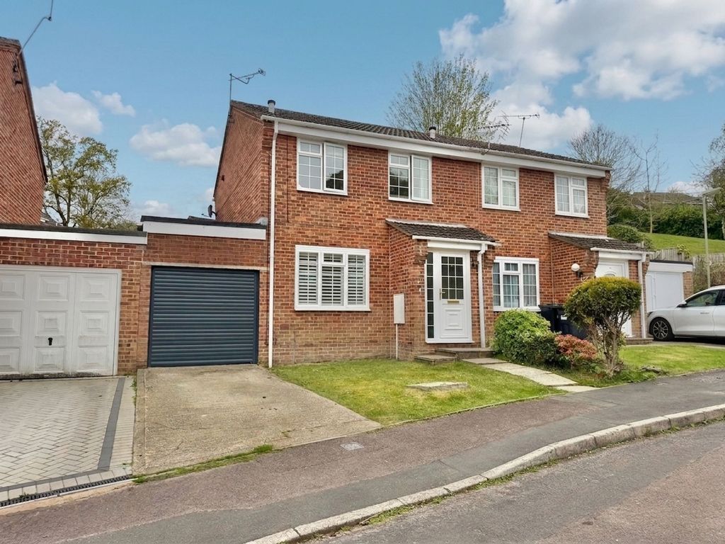 Property photo 1 of 19