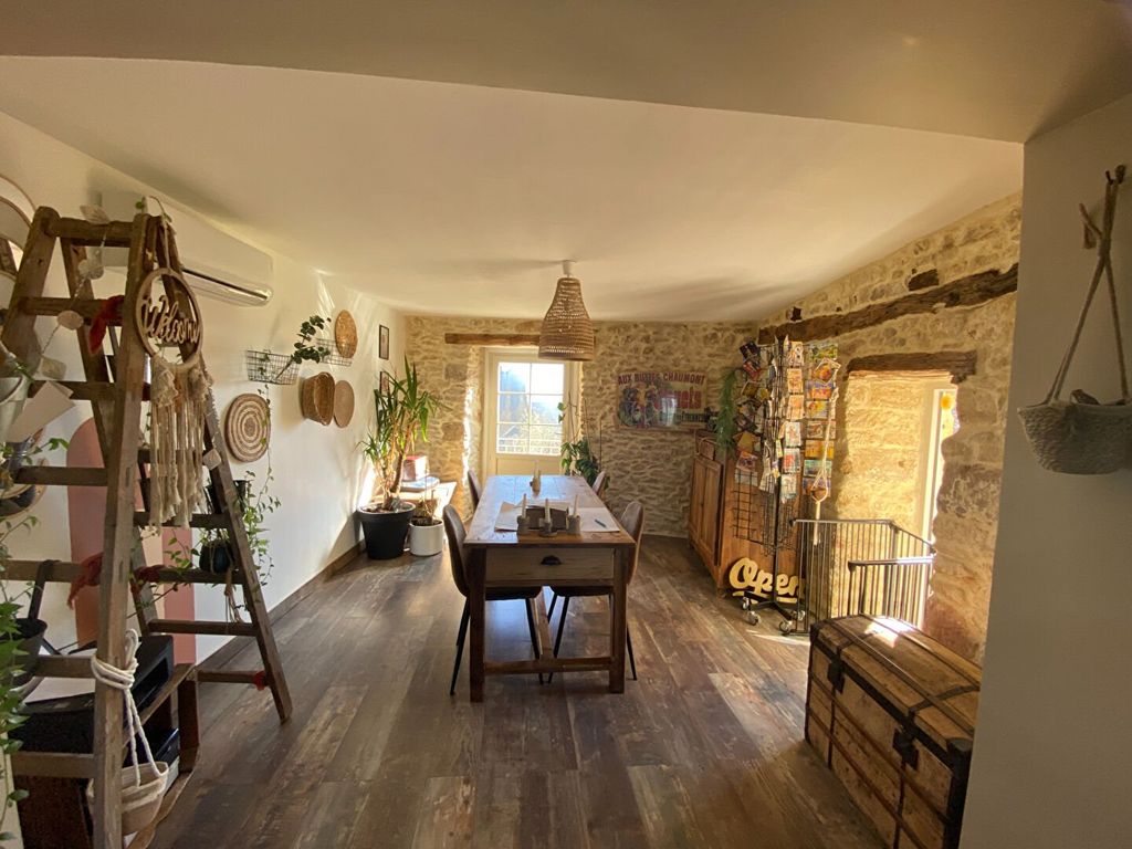 Property photo 1 of 18 Old Farm Building Renovated 177 m² With Stunning View