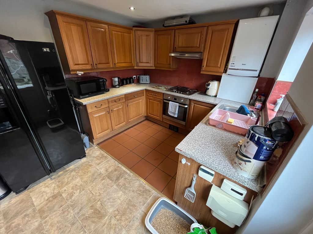 Property photo 2 of 16 Image