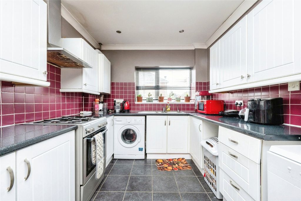 Property photo 2 of 17 Photography