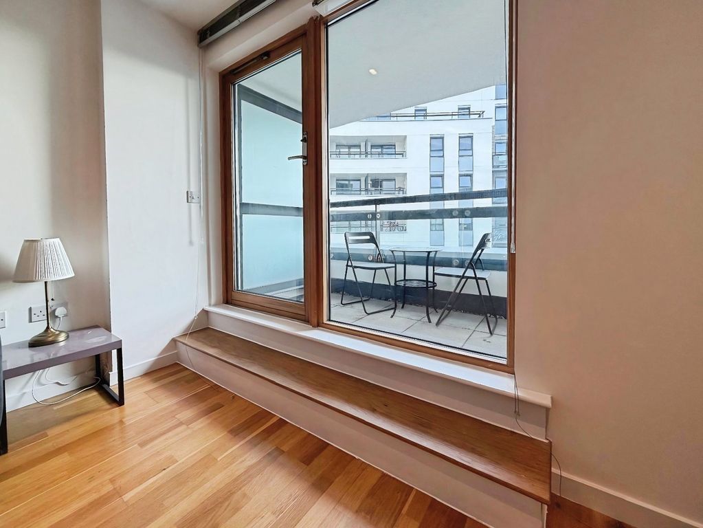 Property photo 2 of 19 Picture No. 27