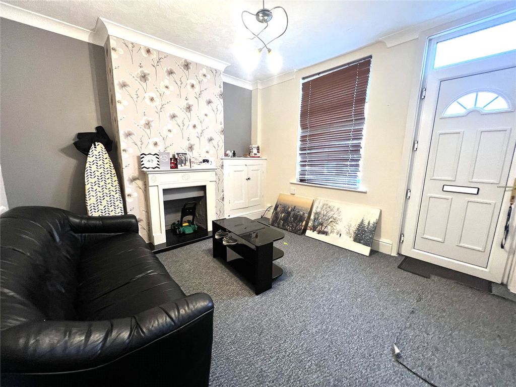 Property photo 2 of 10 Picture No. 07