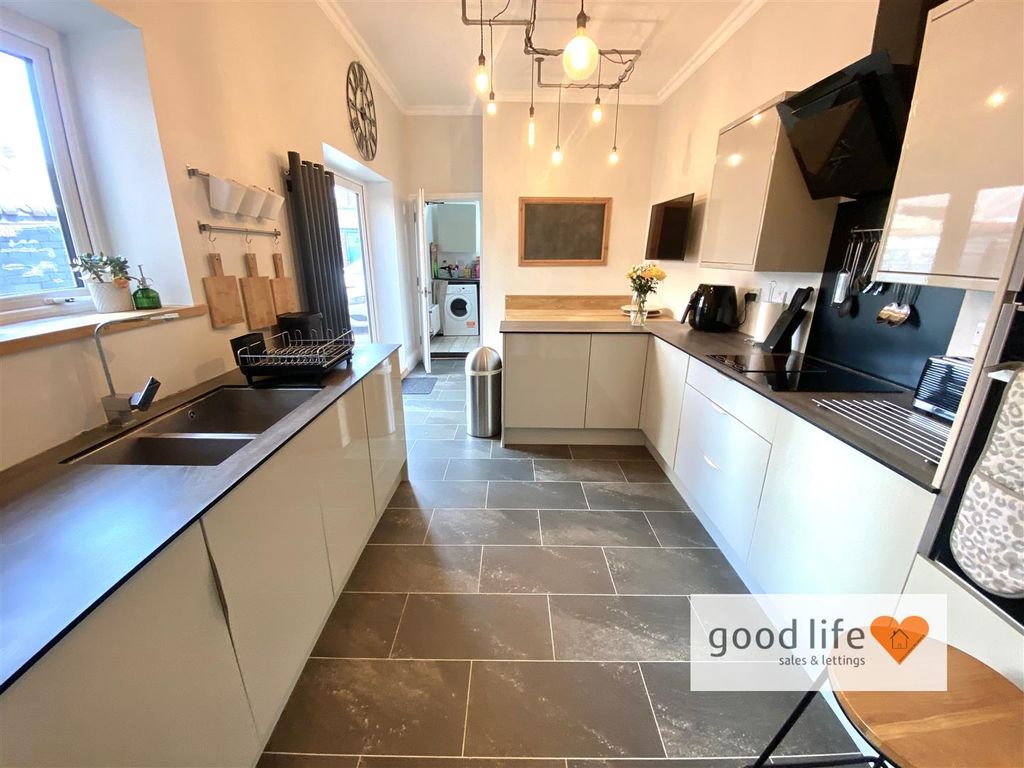 Property photo 3 of 28 20250425_152952264_Ios243Chester.Jpg