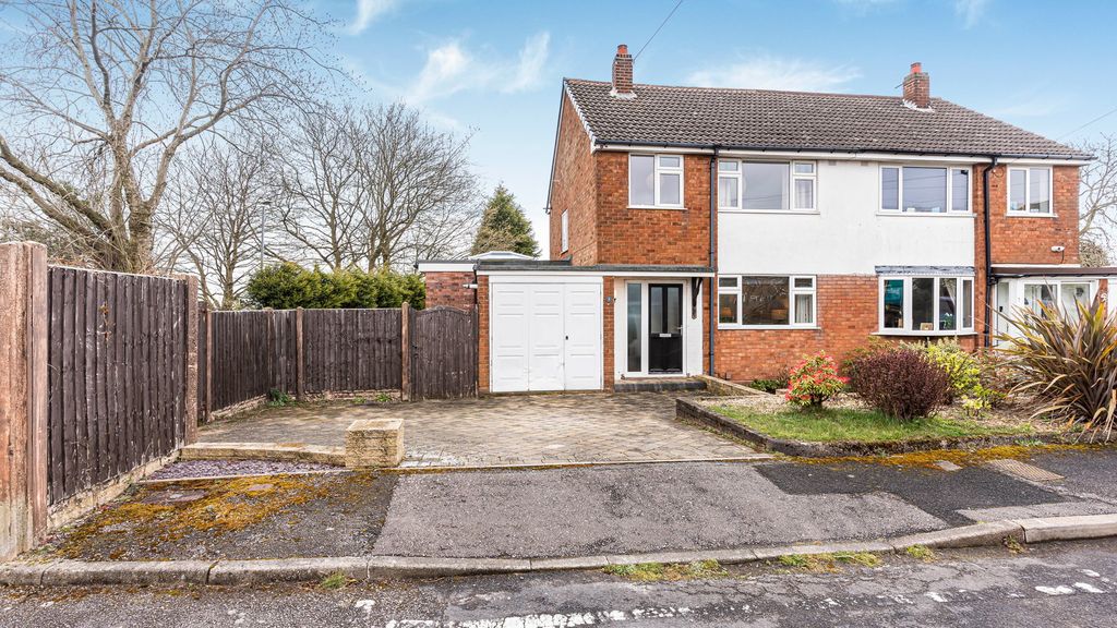 Property photo 1 of 28