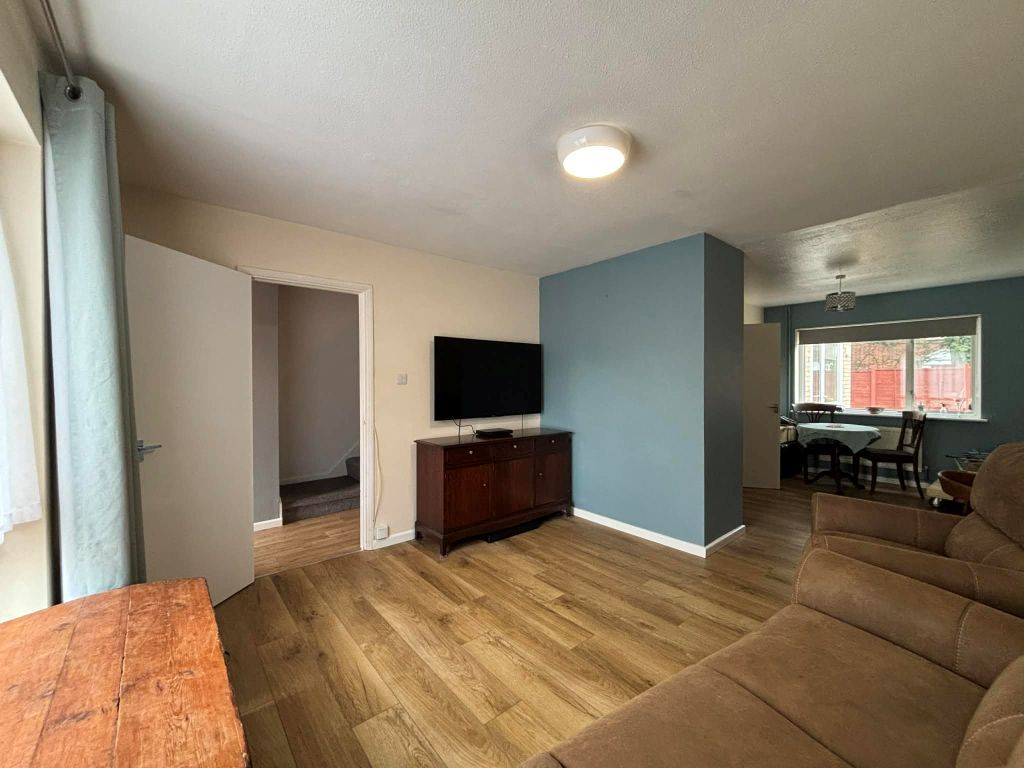 Property photo 3 of 19