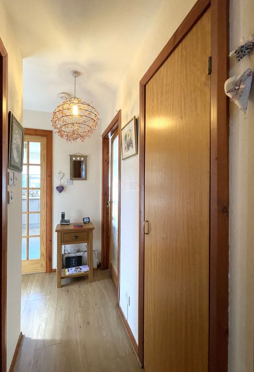 Property photo 2 of 14 Hallway