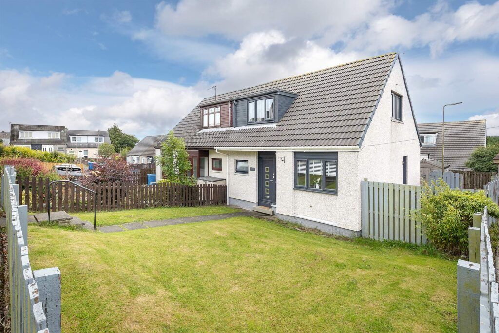Property photo 1 of 25