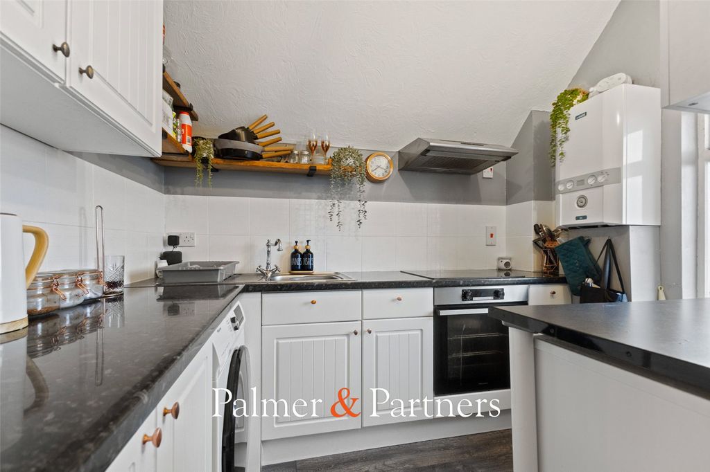 Property photo 2 of 12 Picture No. 12