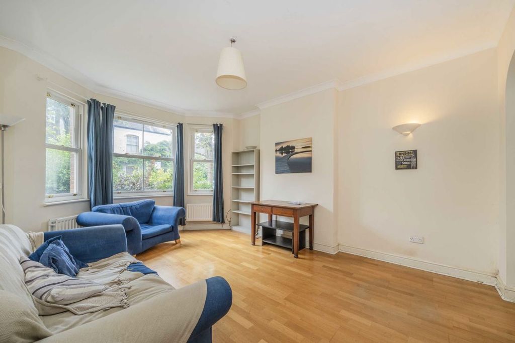 Property photo 2 of 7