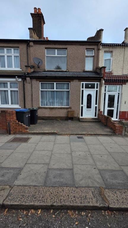 Property photo 1 of 6