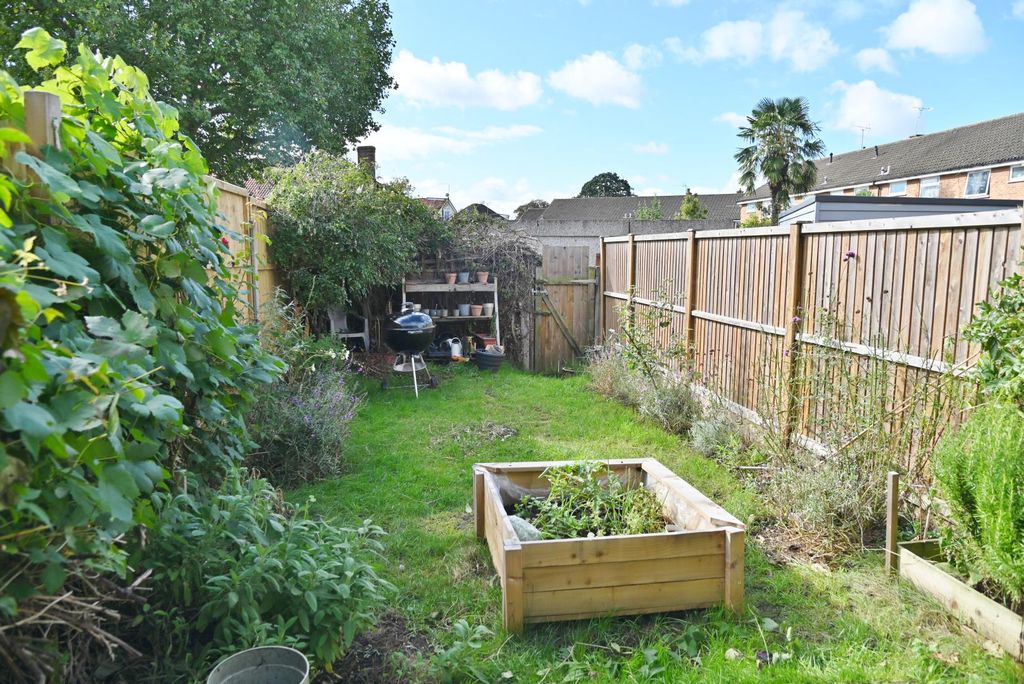 Property photo 3 of 10