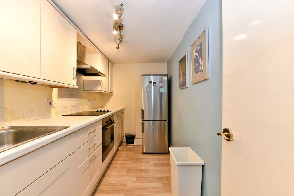 Property photo 3 of 12 Pbox-Img.Jpg