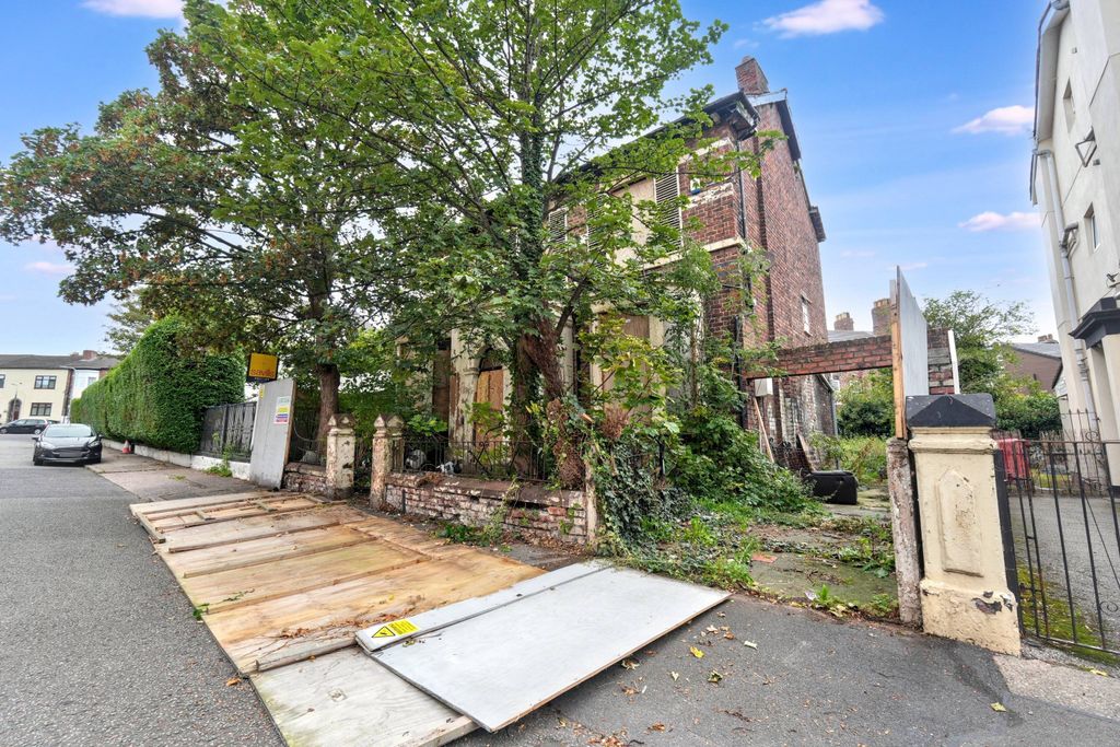 Property photo 3 of 23 58 Grey Road, Liverpool, Merseyside, L9 1Ay