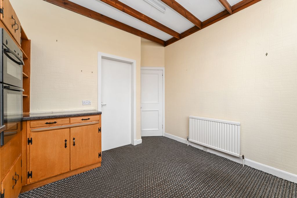 Property photo 3 of 33 Property Image 3