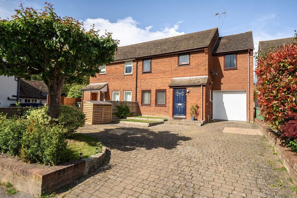 Property photo 1 of 18 External
