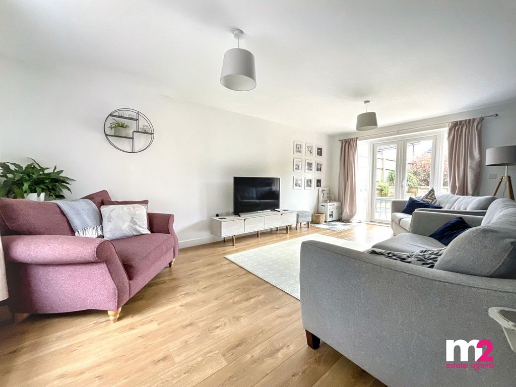 Property photo 2 of 22