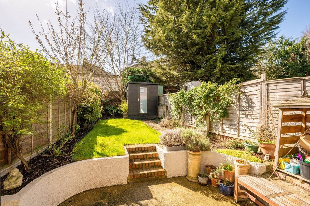 Property photo 1 of 24