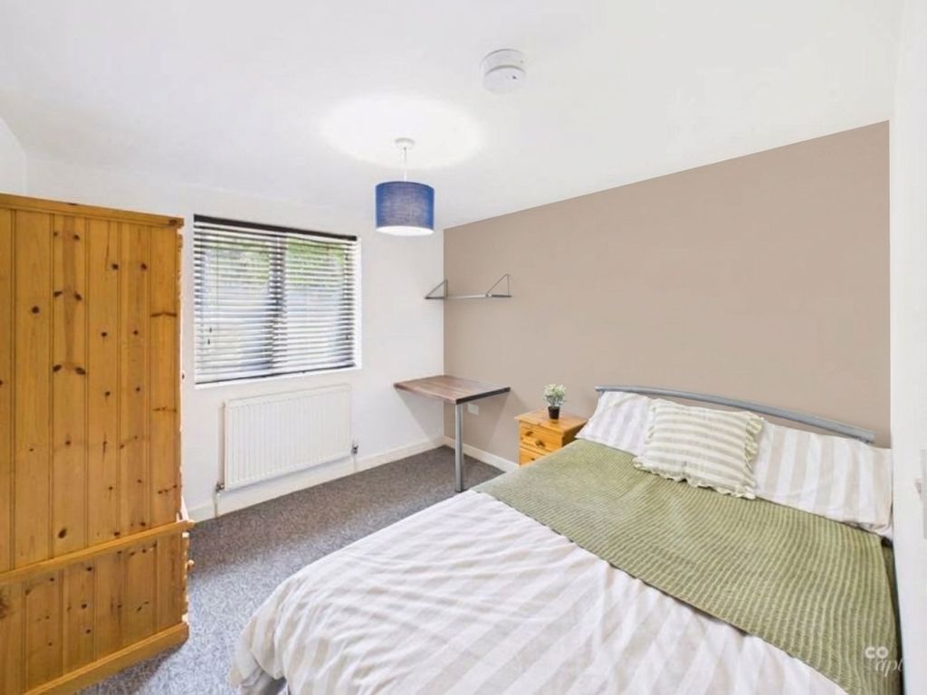Property photo 3 of 13