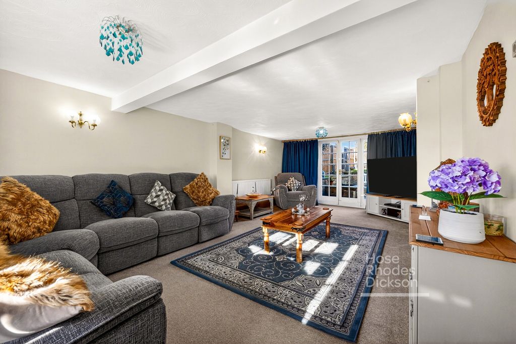 Property photo 2 of 23 Pbox-Img.Jpg