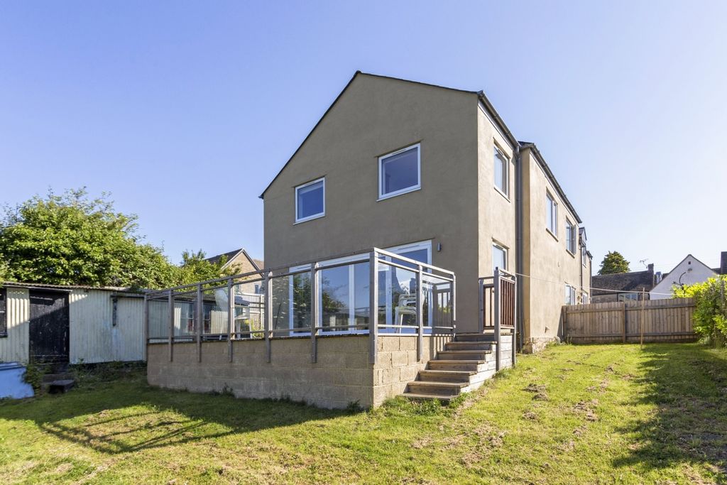 Property photo 1 of 16 2 Star Green Cott...