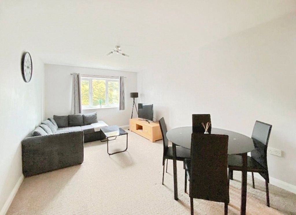 Property photo 2 of 9 Lounge/Diner