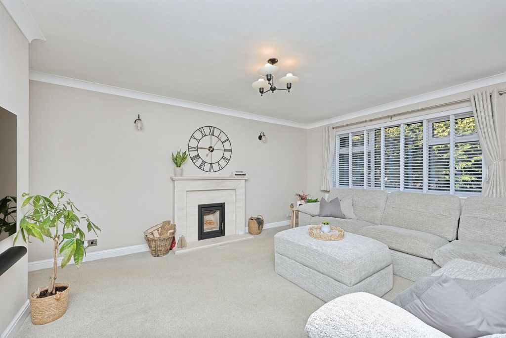 Property photo 3 of 22