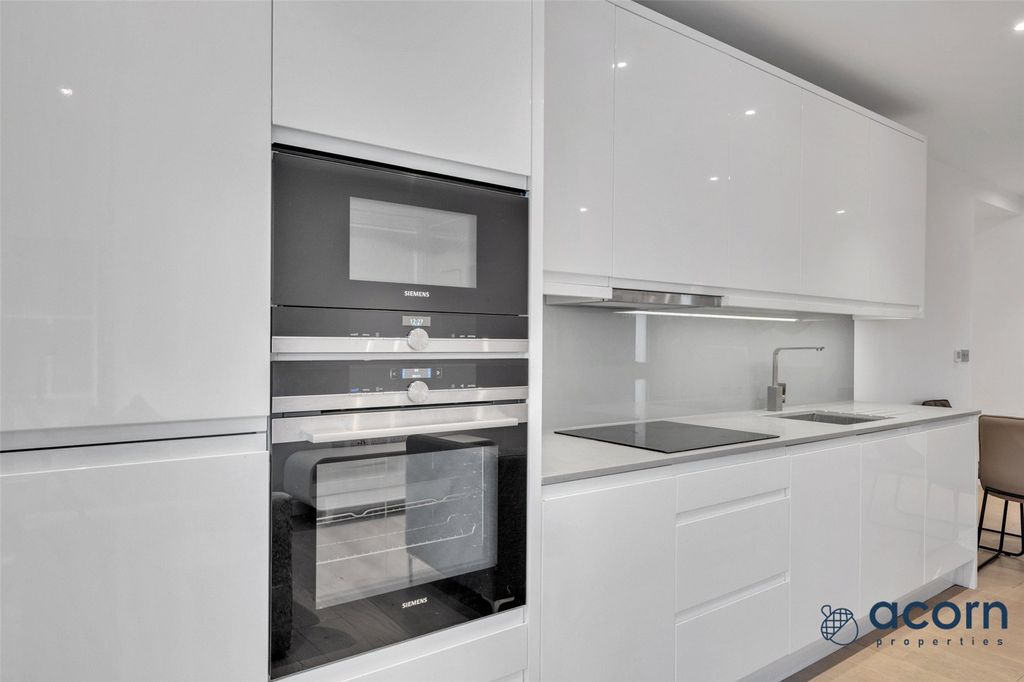 Property photo 2 of 20 Picture No. 19