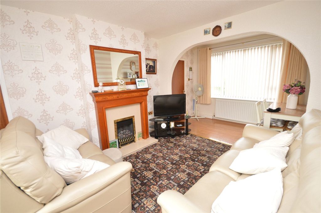 Property photo 2 of 14 Picture 2