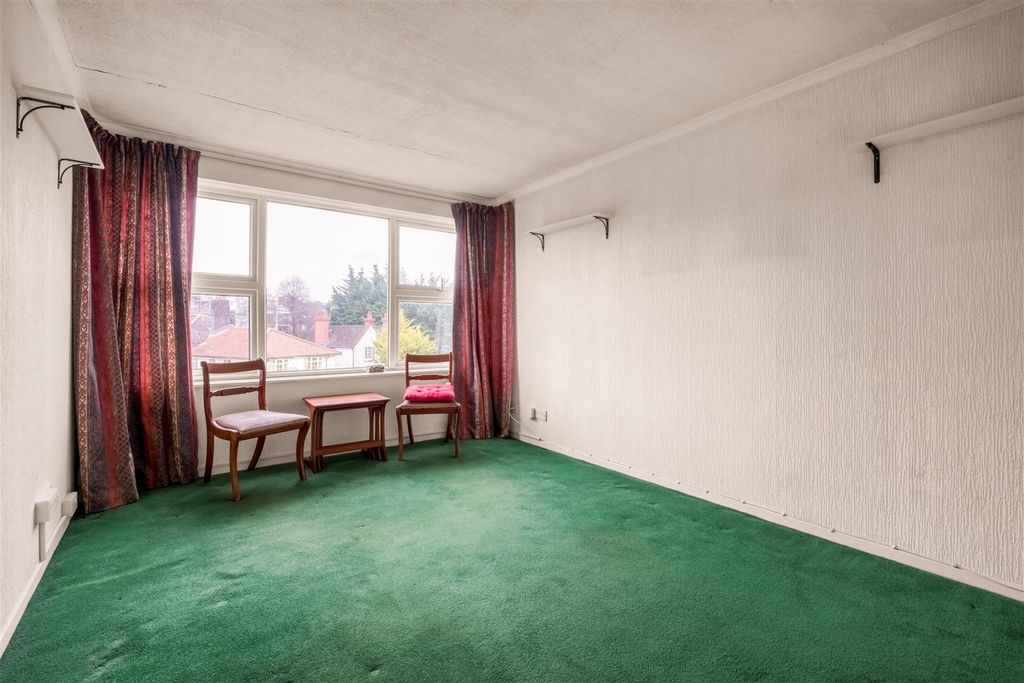 Property photo 2 of 15 26 Aynsley Court-3.Jpg