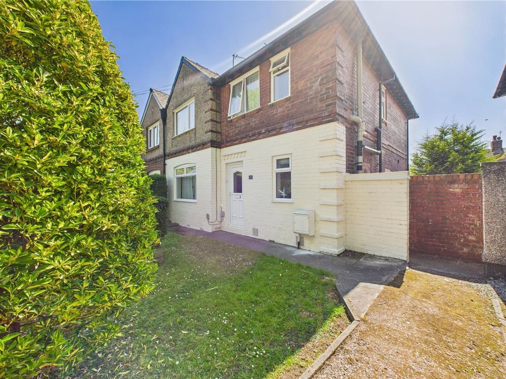 Property photo 1 of 13 External