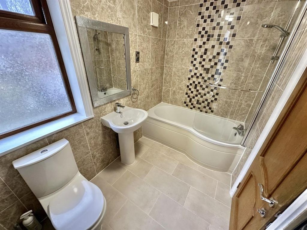 Property photo 3 of 17 Img_3884.Jpg