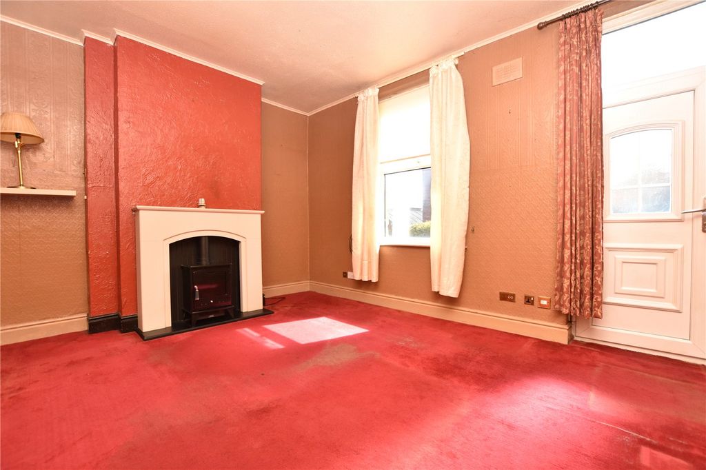 Property photo 2 of 19 Picture No. 13