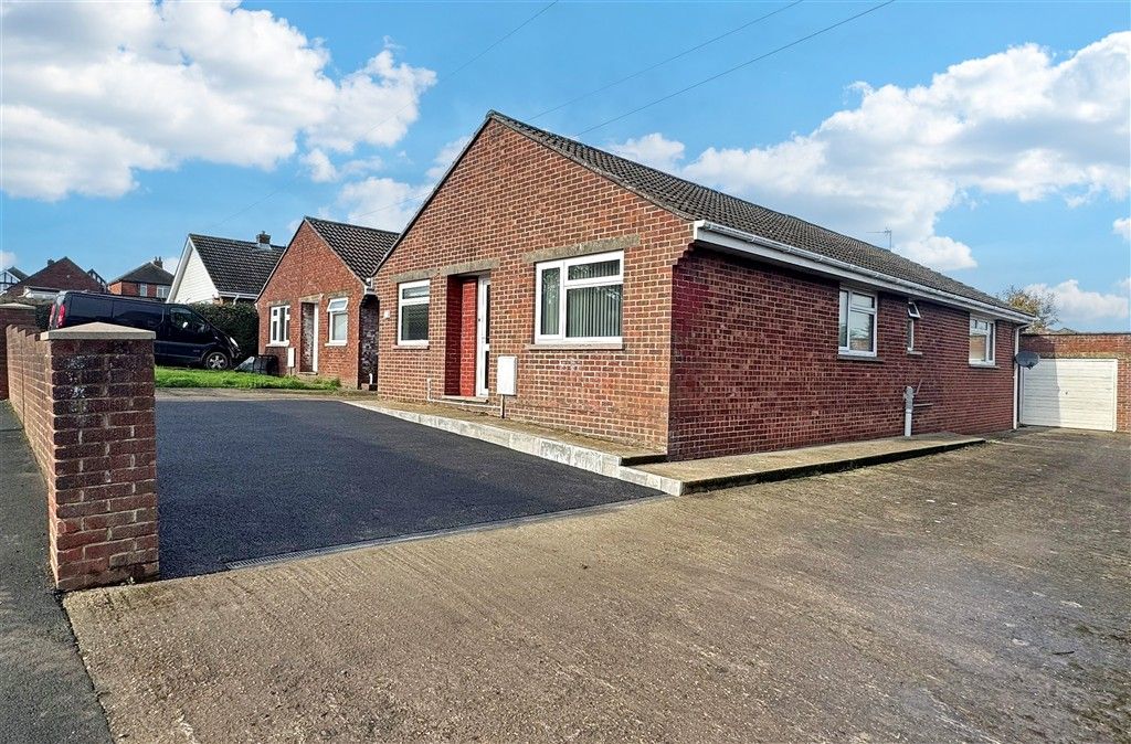 Property photo 1 of 19 Front