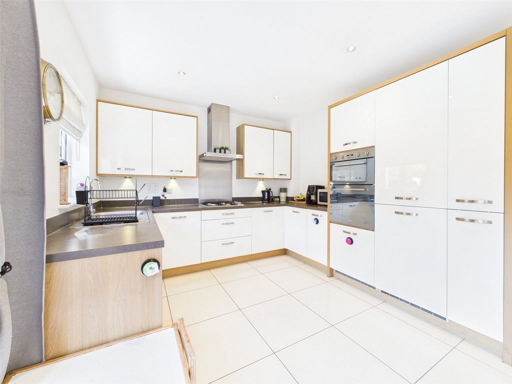 Property photo 2 of 13 Picture No. 03