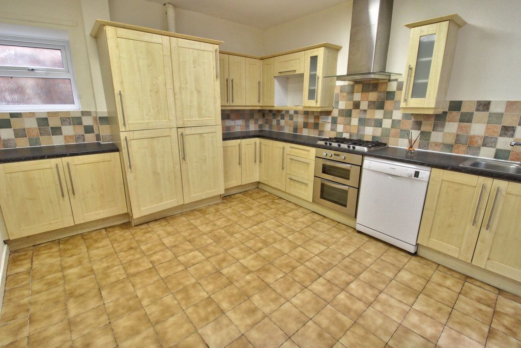 Property photo 3 of 23 Img_7951_2_3